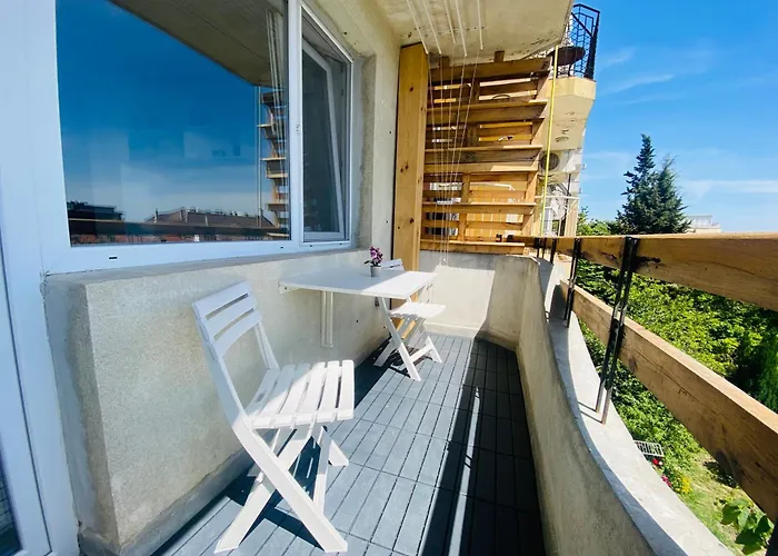 1 Bedroom Ap Seaview Peace And Quiet Daire *
