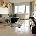 1 Bedroom Ap Seaview Peace And Quiet